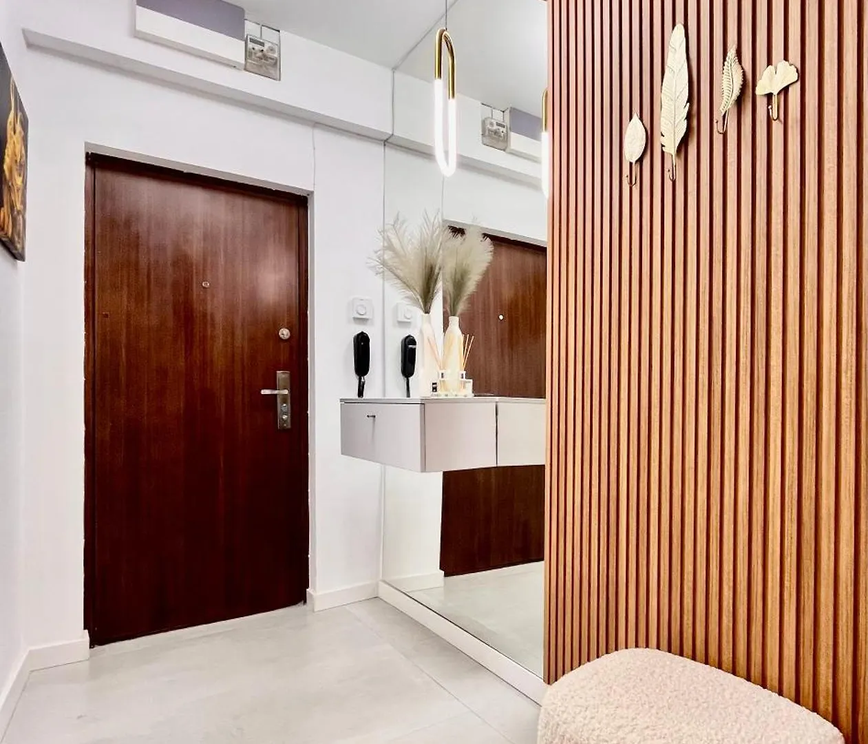 Apartment Nomad Instastudio - Steps From Old Town Bucharest Romania